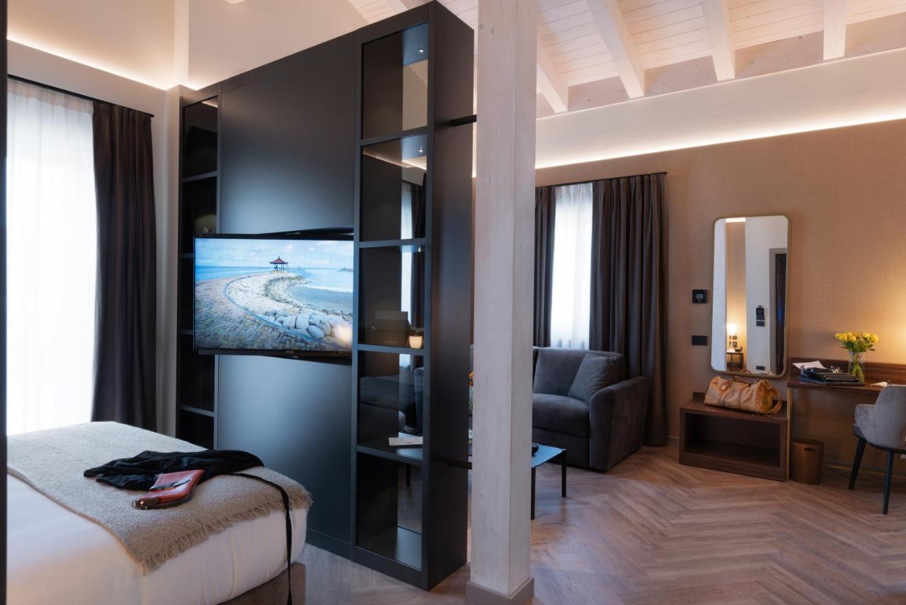 3T Boutique Hotel Ivrea Buitenkant foto