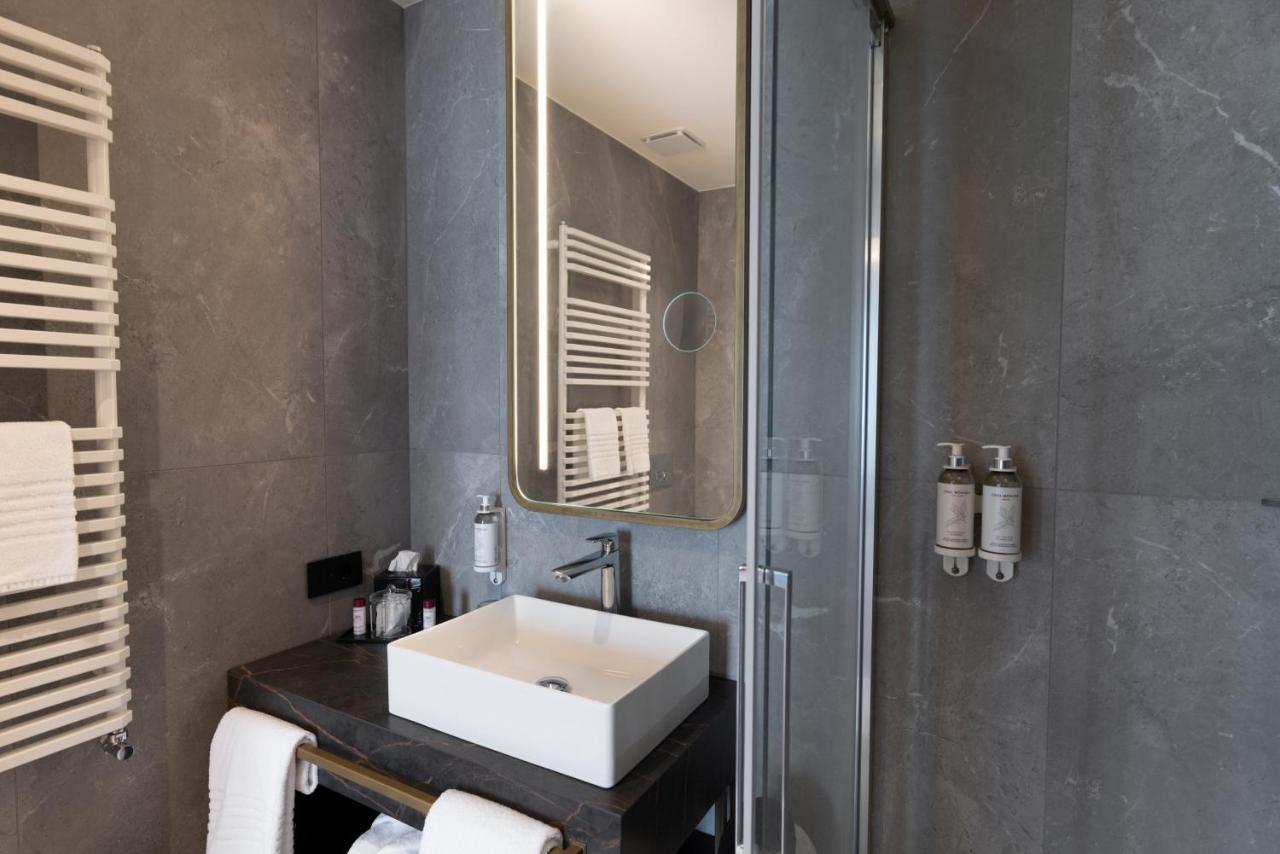 3T Boutique Hotel Ivrea Buitenkant foto