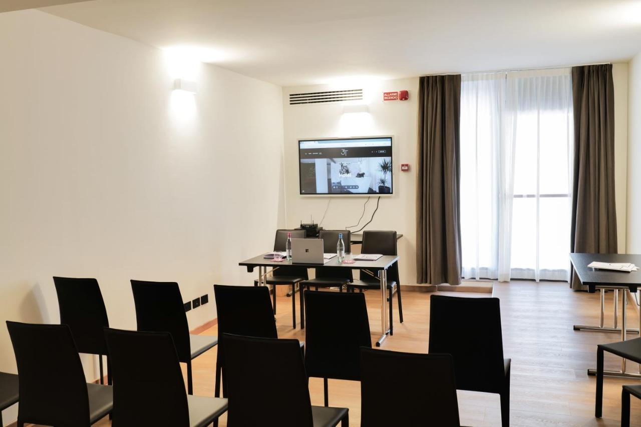 3T Boutique Hotel Ivrea Buitenkant foto